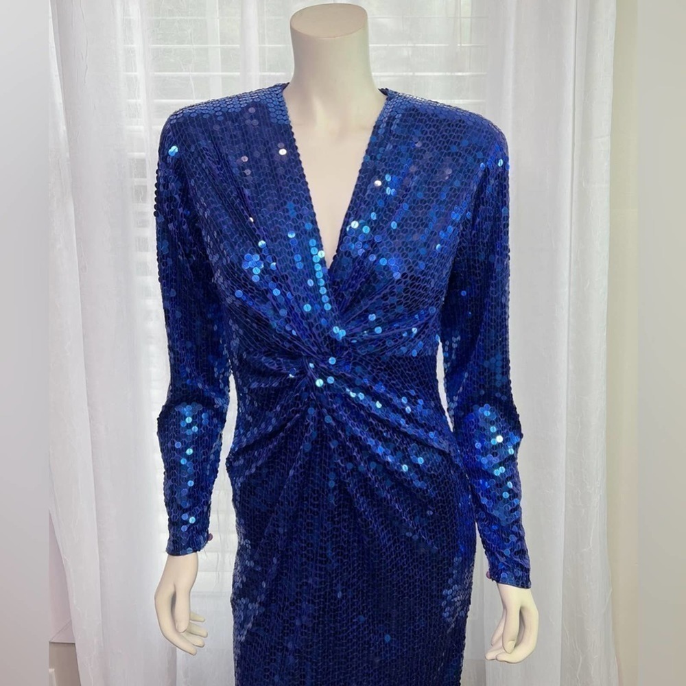 Oleg Cassini,Beautiful Shimmery Royal Blue Sequin, long sleeve Vintage Gown 10 - Picture 10 of 15